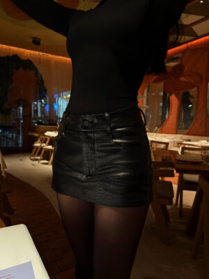 Спідниця-шорти SIREN з тисненням під рептилію